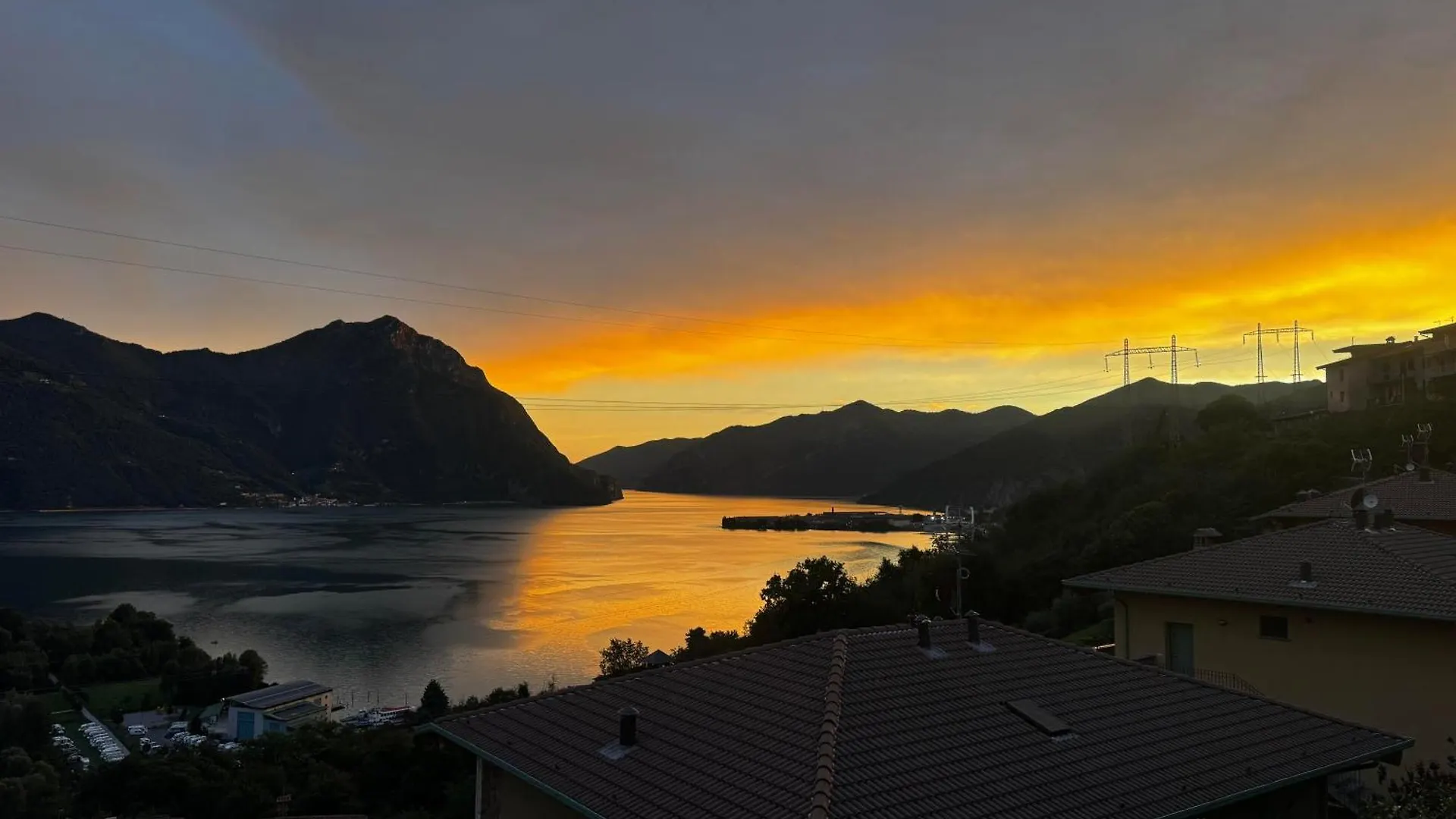 Rooms Le Rive 23 Costa Volpino Italien